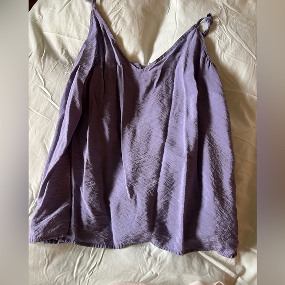 ‼️Silky tank top bundle! 5 gorgeous cami’s - Picture 5 of 7